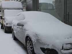 Van'da mart kapıdan baktırdı