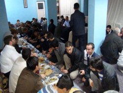 Selam Der gönüllüleri yemekte buluştu