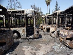 32 Otobüs Kundaklandı