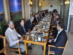 Peygamber Sevdalıları basınla bir araya geldi