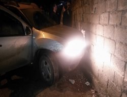 Polisten kaçarken kaza yaptı