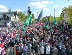 "Peygambere itaat eden kimse Allah'a itaat etmiş olur"