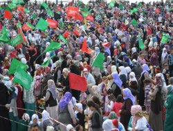 ''Onun ahlakı Kur'an'dı''