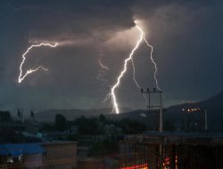 Yıldırım düşmesi sonucu bir kişi öldü