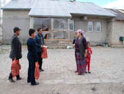 Peygamber Sevdalılarından her eve bir Kur'an