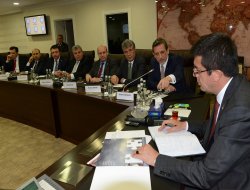Bakan Zeybekçi'den BTSO projelerine övgü