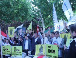 Mısır'daki idam kararları denizlide lanetlendi