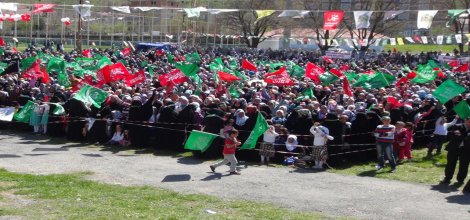 Tatvan peygambere olan sevgisini ispatladı