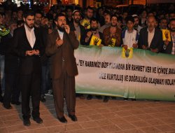 Peygamber Sevdalıları Mısır için duada