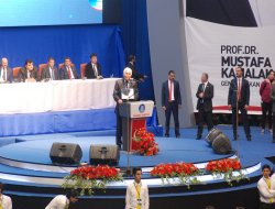 Kamalak: "Yeni bir dünyanın işaret fişeğini yakacağız"