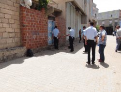 Minibüs okula giden öğrencilere çarptı:1 ölü