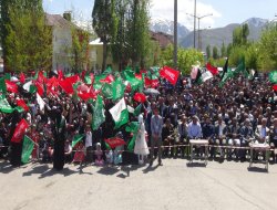 "Yesrib'i Medine-i Münevvere yapan Hz. Muhammed'tir"