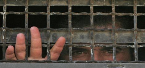 İsrail'deki tüm Filistinli tutuklular açlık eyleminde