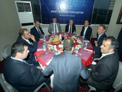 Maliye Bakanı işadamlarıyla yatırımları konuştu