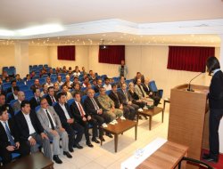 Öğrencilere trafik bilgilendirme semineri