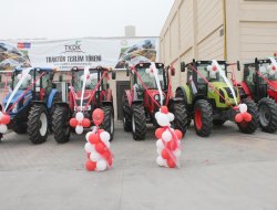 Traktör teslim töreni