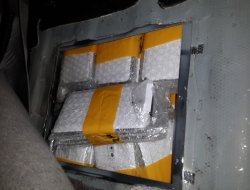 Cizre'de kaçak telefon operasyonu