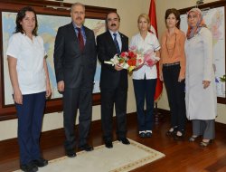 "Sağlık çalışanlarımızın da insan oldukları unutulmamalı"