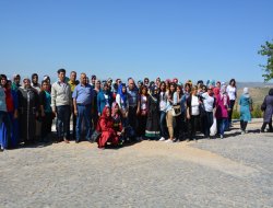 Suriyeli öğrenciler Hasankeyf'i gezdi