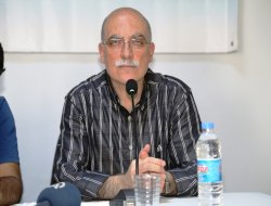 Allah'ın dinine savaş açmış kişiler Müslüman olamazlar