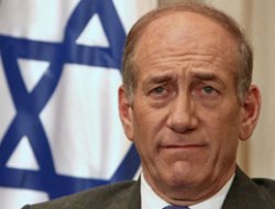 Eski İsrail Başbakanı Olmert'e Ceza