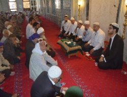 Şanlıurfa'dan, Kara Çizmeli İşçiye anlamlı hediye