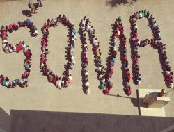 Minik bedenleri ile "SOMA" yazdılar