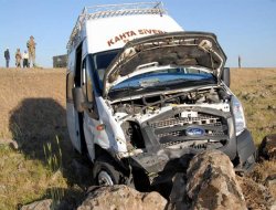 Siverek feribot yolunda trafik kazası 6 yaralı