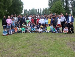 Müslüman geçler piknikte buluştu