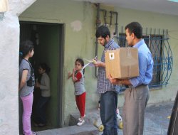 Zeytinburnu Der'den fakir ailelere yardım eli