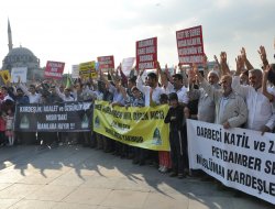 Peygamber Sevdalıları Mısır için meydanlardaydı