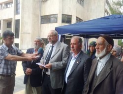 "İktidar ailelerimizin çocuklarına sahip çıkamamaktadır"