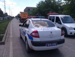 Çınar'da arızalanan TIR trafiği felç etti