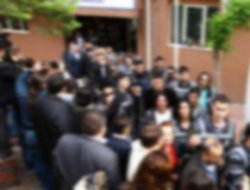 9'u muvazzaf asker 26 kişi gözaltında!