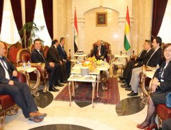 Vali İpek sınır kapısı için Irak'ın Duhok kentinde