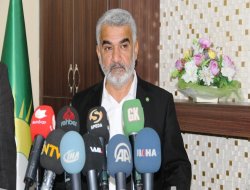 Zekeriya Yapıcıoğlu'ndan oturma eylemi yapan annelere destek