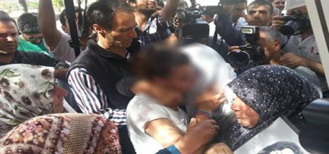 PKK'dan kurtarılan kız 'anneler'le buluştu