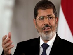 Mûrsî: “Hilbijartin Tiyatro ye”