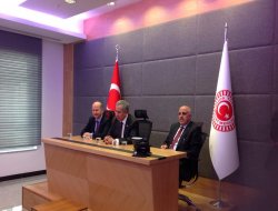 Arınç, "Önümüzde zorlu bir süreç var"