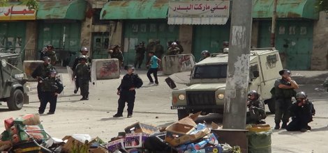 Siyonistler El Halil'de bir göstericiyi öldürdü