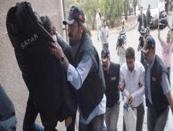 Böcek Soruşturmasında Kriz