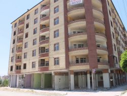 Depremin izi halen silinmedi