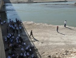 Di Dîcleyê De 3 Kesan Can Dan