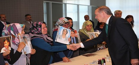 Çocukları kaçırılan anneler Başbakan'la görüştü
