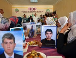 HDP'li Aydoğan Uzatınca Anneler Kızdı