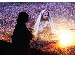 İğreti Zamanda Kadın Olmak