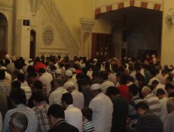 Teravihte camiler çocuklarla şenleniyor