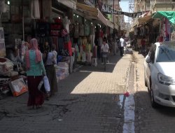 Diyarbakır'da sıcaklardan dolayı satışlar durdu