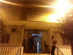 İdil'de TEDAŞ binasına saldırı