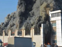 Çorlu'da kimya fabrikasında büyük yangın
